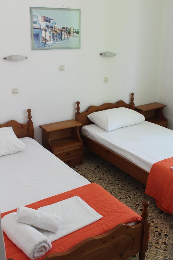 Santa Irini Hotel Perissa  Dış mekan fotoğraf