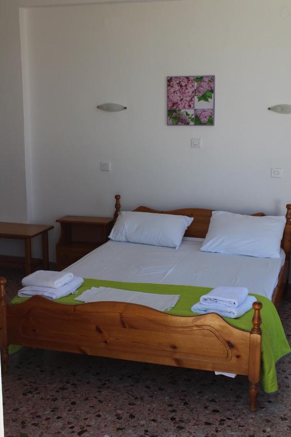 Santa Irini Hotel Perissa  Dış mekan fotoğraf