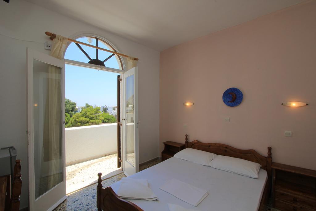 Santa Irini Hotel Perissa  Dış mekan fotoğraf